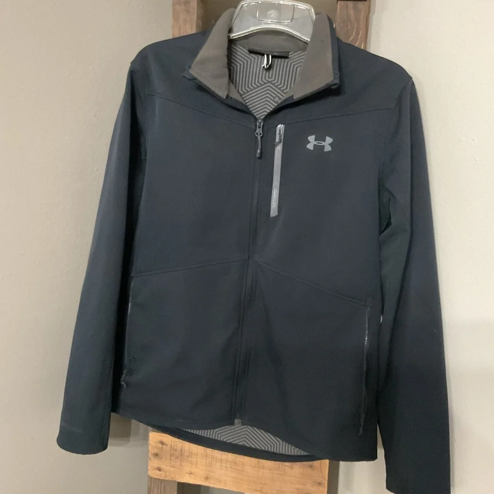 Under Armor Men's Black lightweight Performance Jacket size large